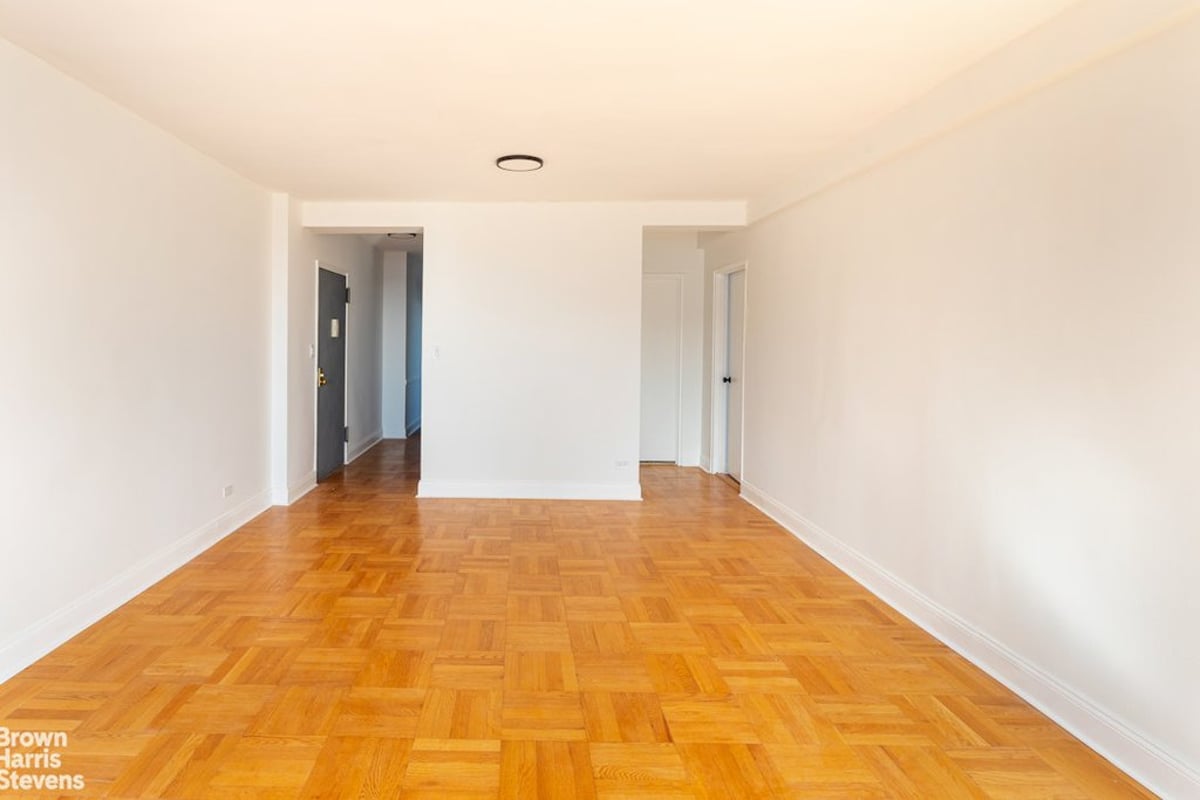 Photo for 3725 Henry Hudson Parkway West - 3725 Henry Hudson Parkway West Cooperative in West Bronx, Bronx