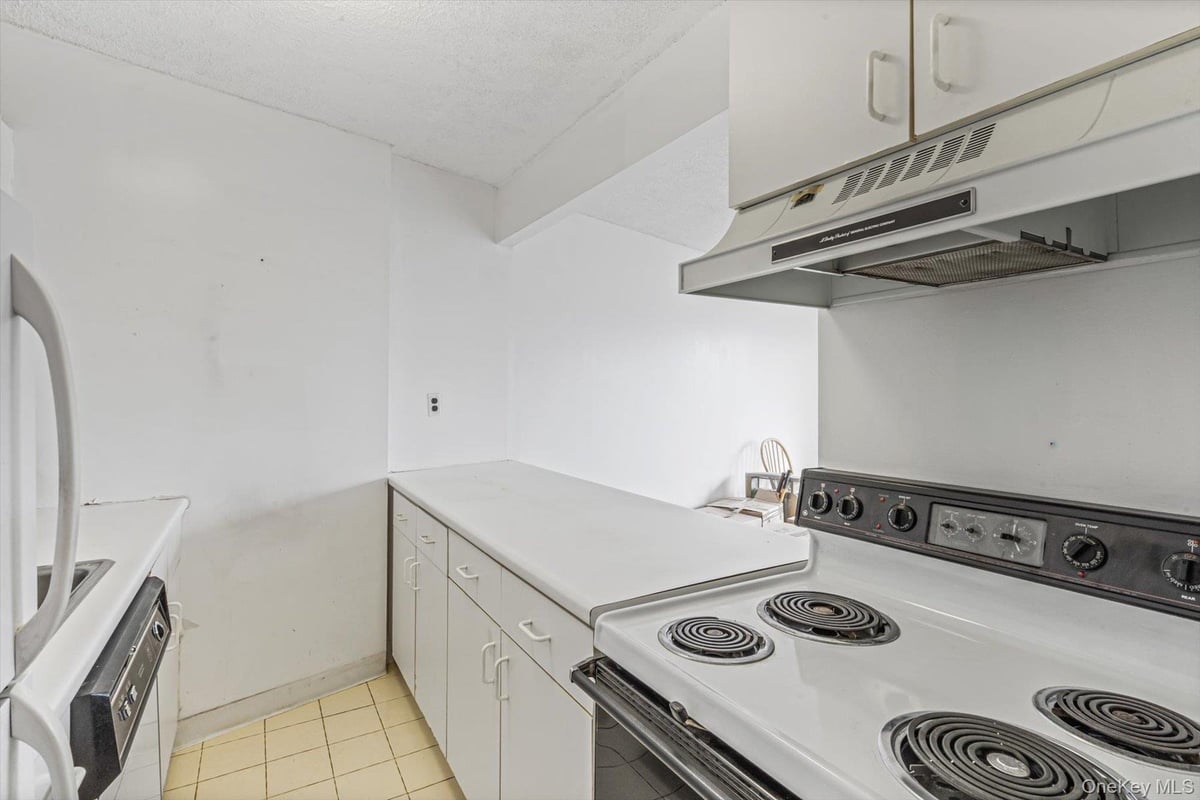 Photo for Shore Towers Condominium - 25-40 Shore Blvd Condominium in Astoria, Queens