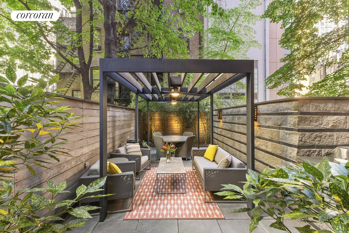 Photo for Lexington Parc - 127 East 30th Street Condominium in Murray Hill, Manhattan