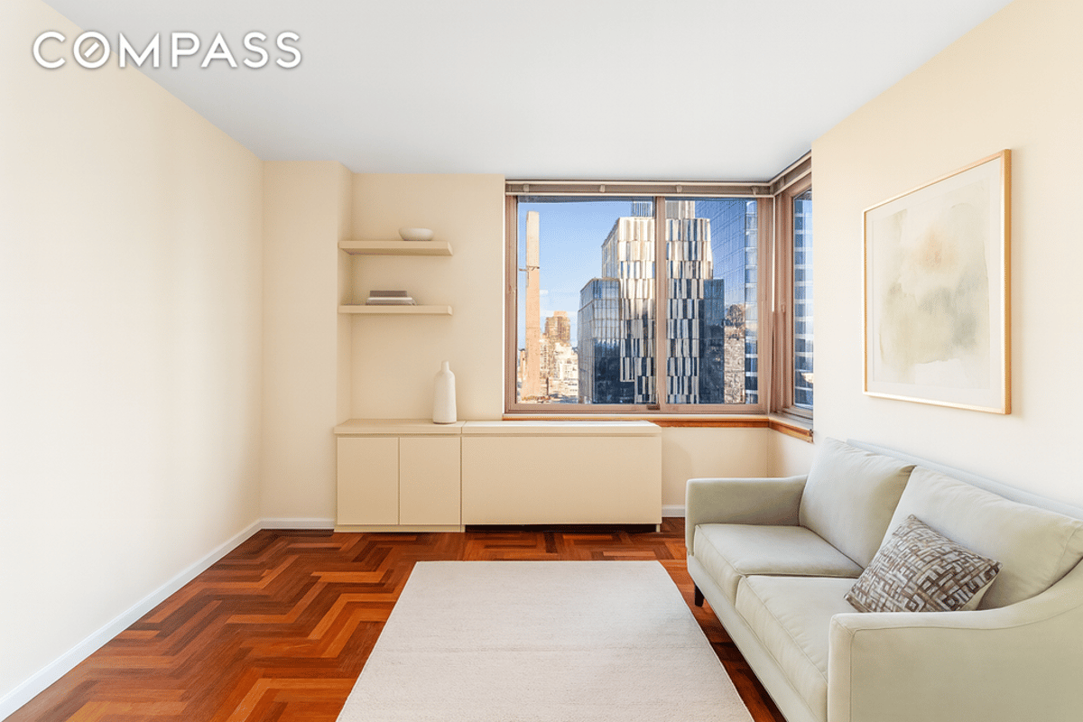 Photo for The Belaire - 524 East 72nd Street Condominium in Upper East Side, Manhattan