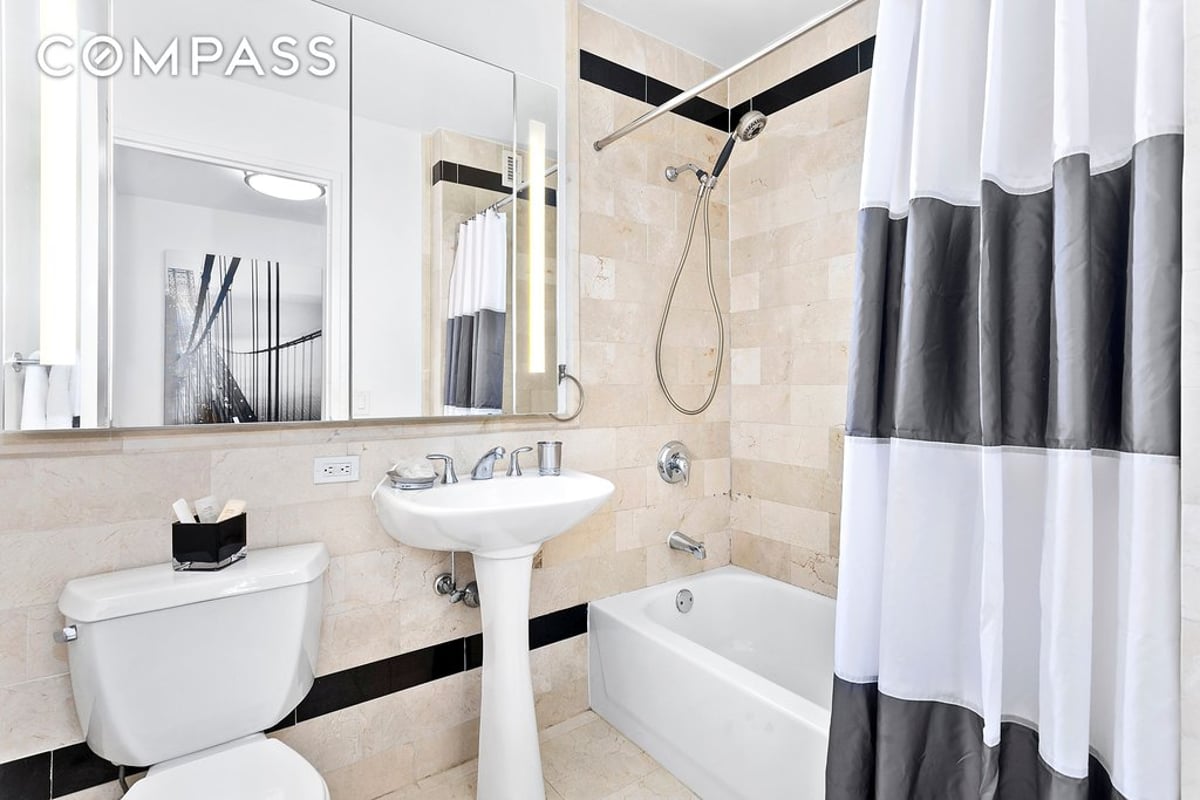 Photo for The Downtown Club - 20 West Street Condominium in Financial District, Manhattan