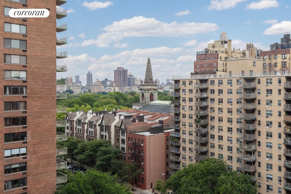 Photo for The Olmsted - 382 Central Park West Condominium in Upper West Side, Manhattan