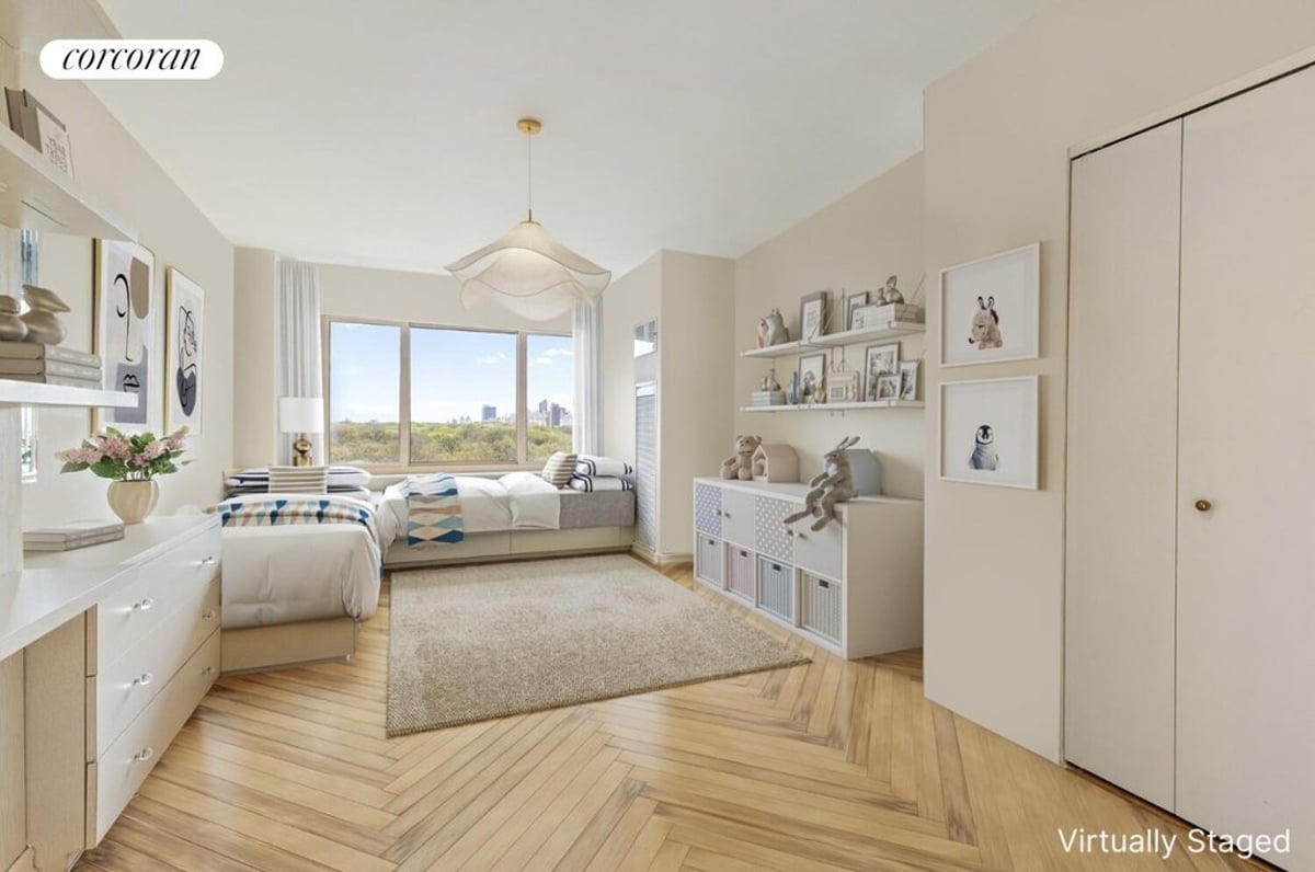 Photo for Trump Parc - 106 Central Park South Condominium in Midtown, Manhattan