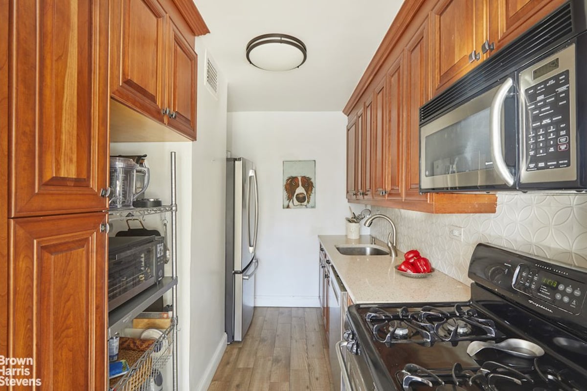 Photo for Lincoln Towers - 185 West End Avenue Condominium in Upper West Side, Manhattan