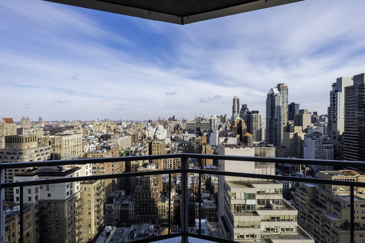 Photo for Plaza Tower - 118 East 60th Street Cooperative in Midtown, Manhattan