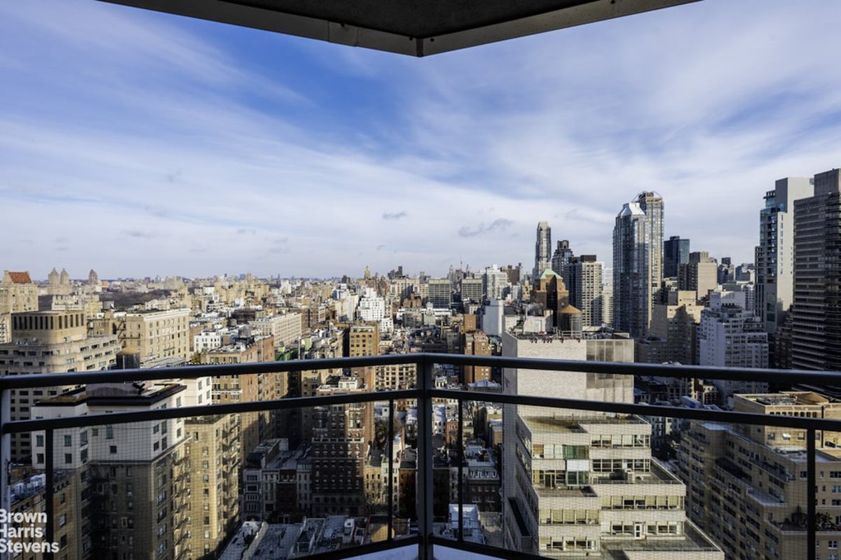 Photo for Plaza Tower - 118 East 60th Street Cooperative in Midtown, Manhattan