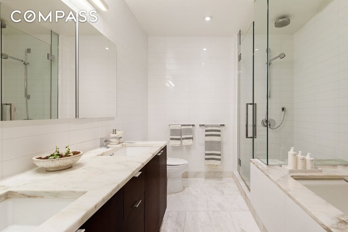 Photo for 101 Warren - 99 Warren Street And 101 Warren Street Condominium in Tribeca, Manhattan