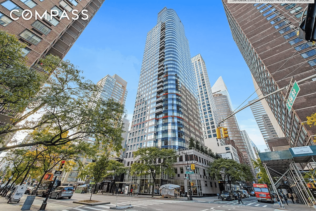 Photo for The Mondrian - 250 East 54th Street Condominium in Midtown East, Manhattan