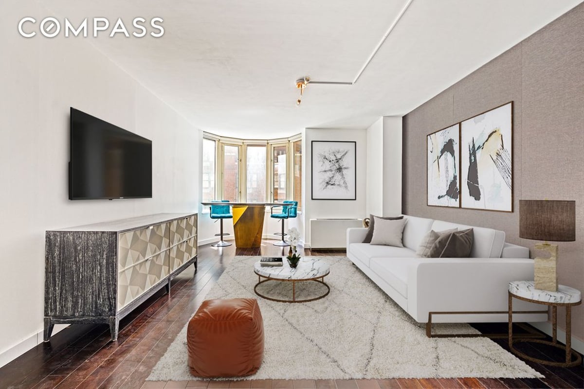 Photo for The Cosmopolitan - 145 East 48th Street Condominium in Midtown East, Manhattan