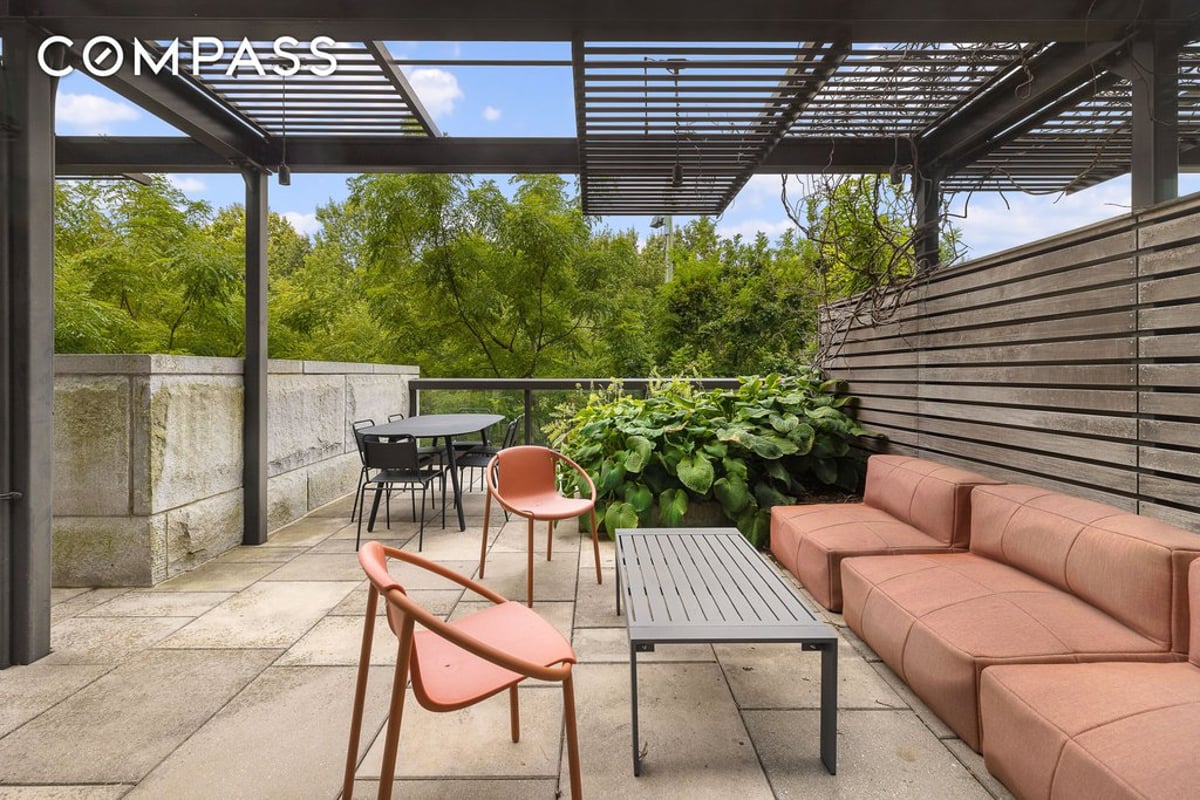 Photo for Pierhouse at Brooklyn Bridge Park - 90 Furman Street Condominium in DUMBO, Brooklyn