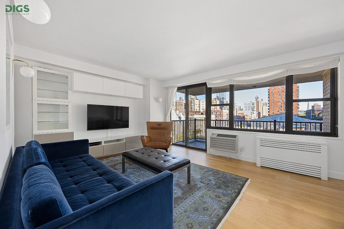 Photo for 175 W 95th Street - 175 West 95th Street Condominium in Upper West Side, Manhattan