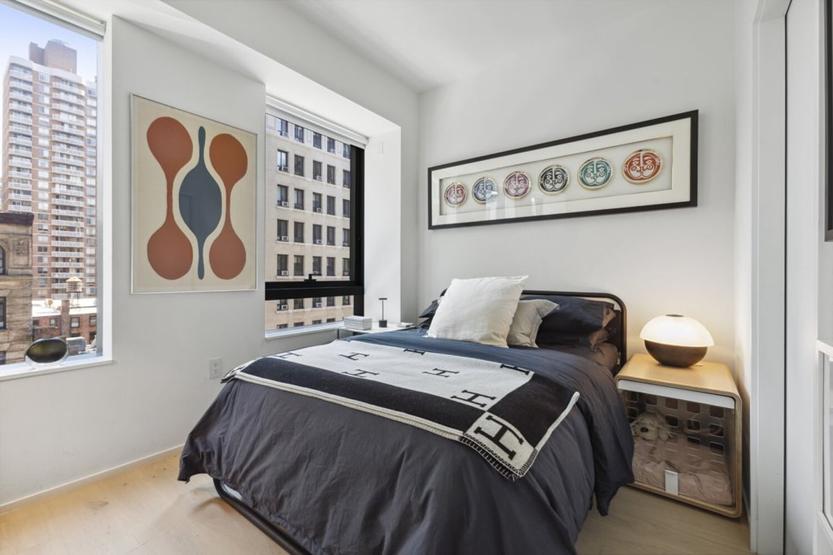 Photo for 121 E 22nd St - 121 East 22nd Street Condominium in Chelsea, Manhattan