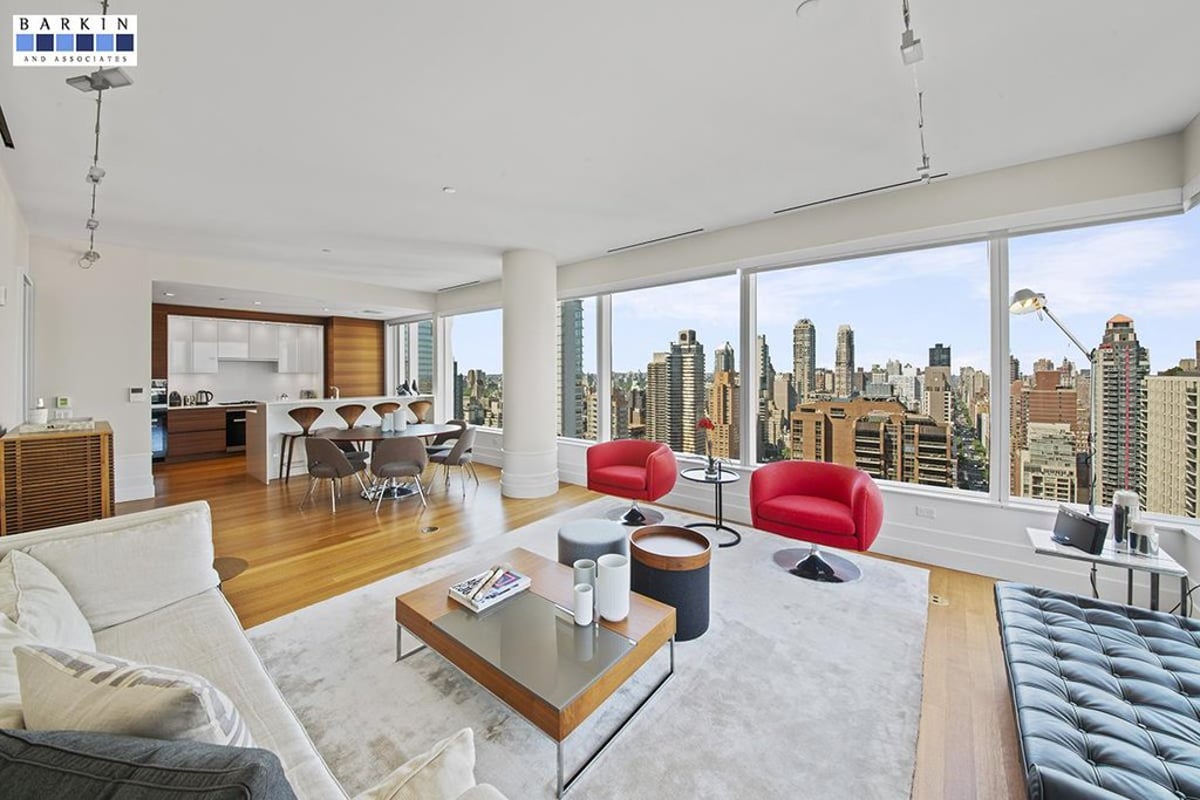 Photo for 252 East 57th Street - 252 East 57th Street Condominium in Midtown East, Manhattan