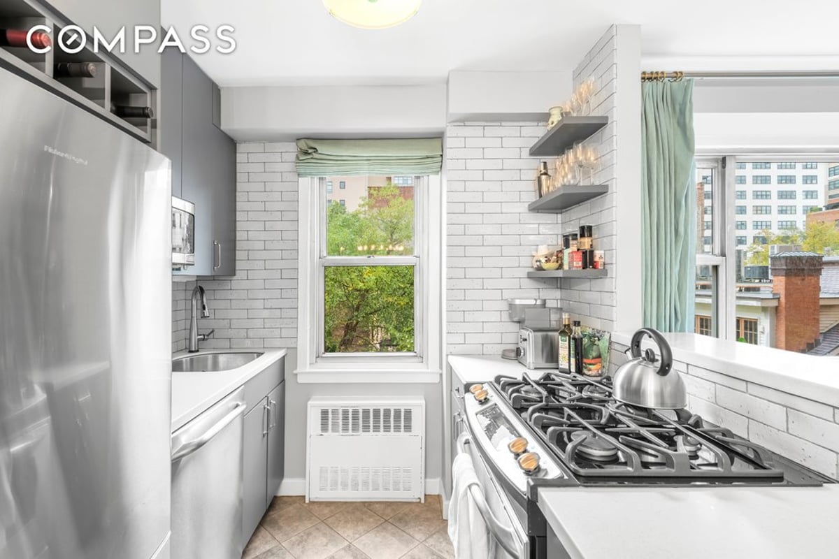 Photo for The Charlton House - 2 Charlton Street Cooperative in Soho, Manhattan