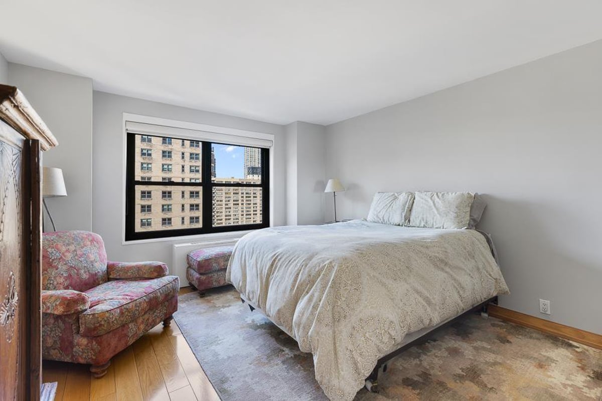 Photo for Lincoln Towers - 160 West End Avenue Condominium in Upper West Side, Manhattan