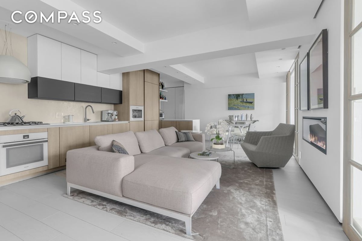 Photo for The Berkeley House - 120 Central Park South Cooperative in Midtown, Manhattan