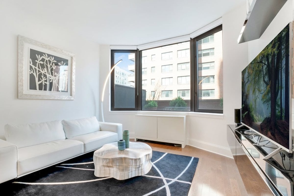 Photo for 300 East 64th Street - 300 East 64th Street Condominium in Upper East Side, Manhattan
