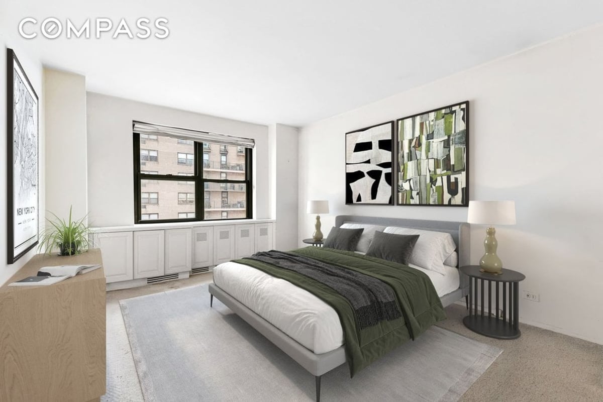 Photo for Lincoln Towers - 185 West End Avenue Condominium in Upper West Side, Manhattan