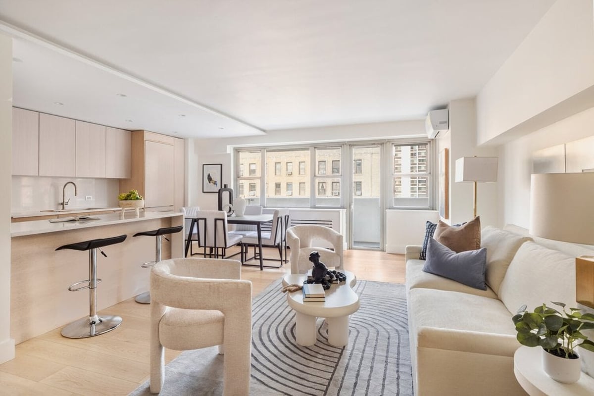 Photo for 100 West - 100 West 93rd Street Condominium in Upper West Side, Manhattan