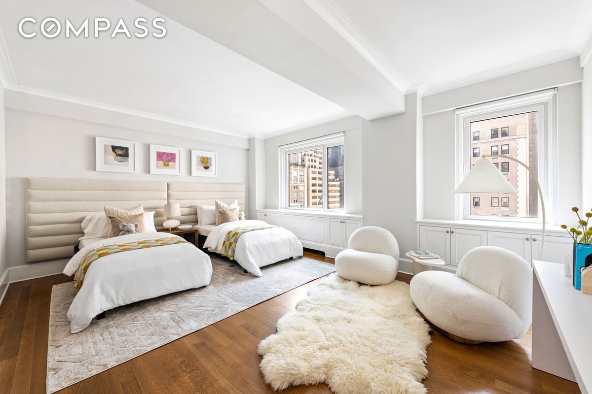 Photo for 530 Park Avenue - 530 Park Avenue Condominium in Upper East Side, Manhattan