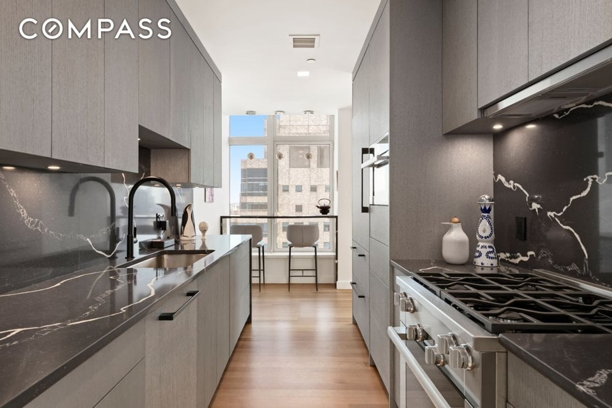 Photo for The Laurel - 400 East 67th Street Condominium in Upper East Side, Manhattan