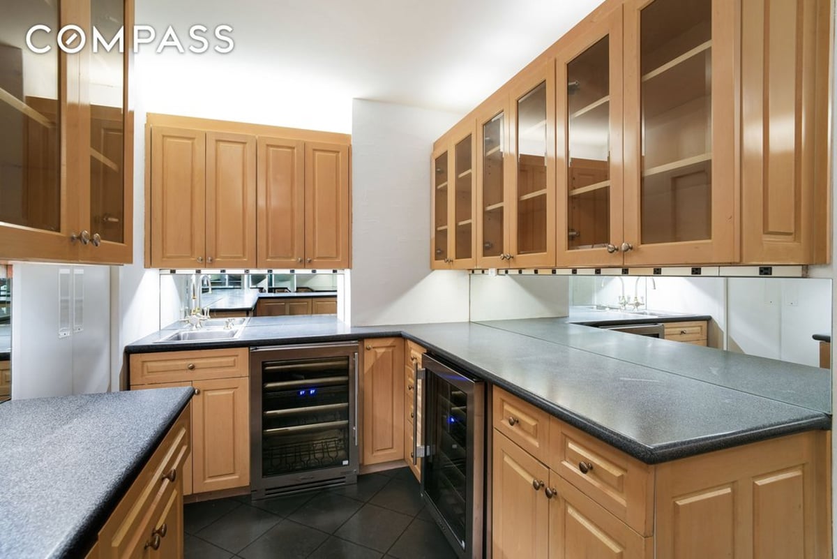 Photo for 309 East 49th Street - 309 East 49th Street Condominium in Midtown East, Manhattan