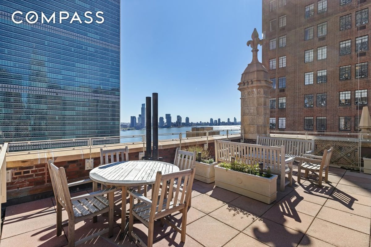 Photo for The Manor - 333 East 43rd Street Cooperative in Turtle Bay, Manhattan