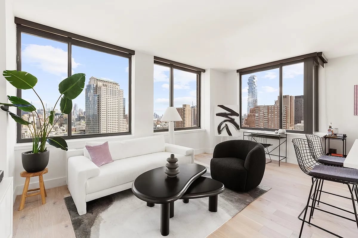 Photo for TRIBECA POINTE - 41 River Terrace Rental Building in Battery Park City, Manhattan