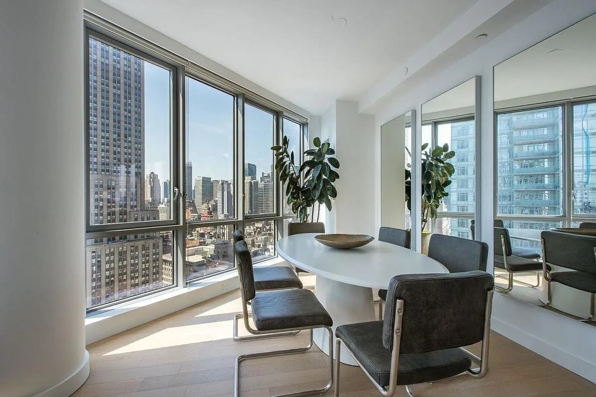 Photo for One Sixty Madison - 160 Madison Avenue Condominium in Midtown, Manhattan