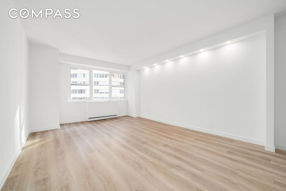 Photo for The Revere - 400 East 54th Street Condominium in Midtown East, Manhattan