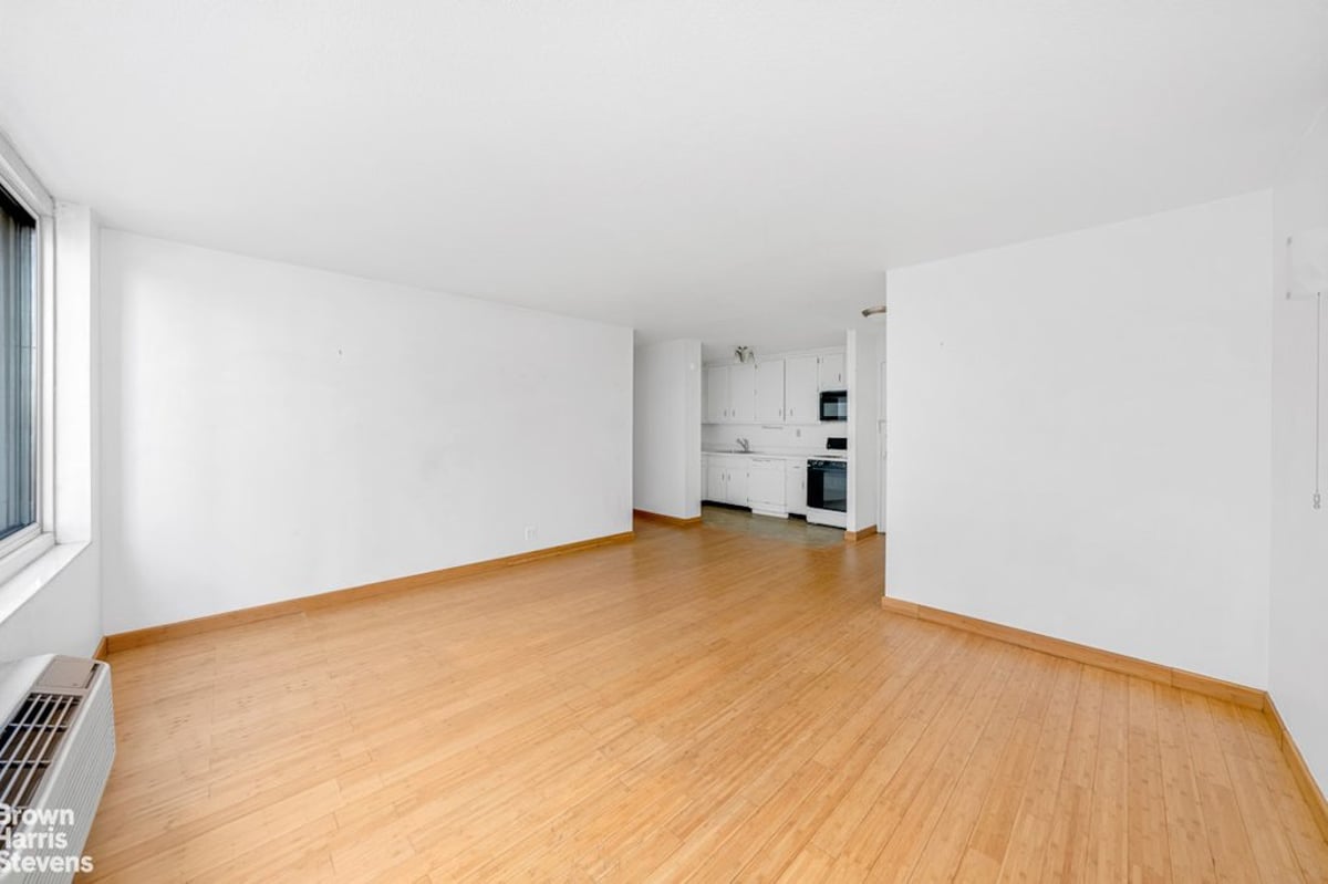 Photo for Lausanne Condominium - 333 East 45th Street Condominium in Turtle Bay, Manhattan