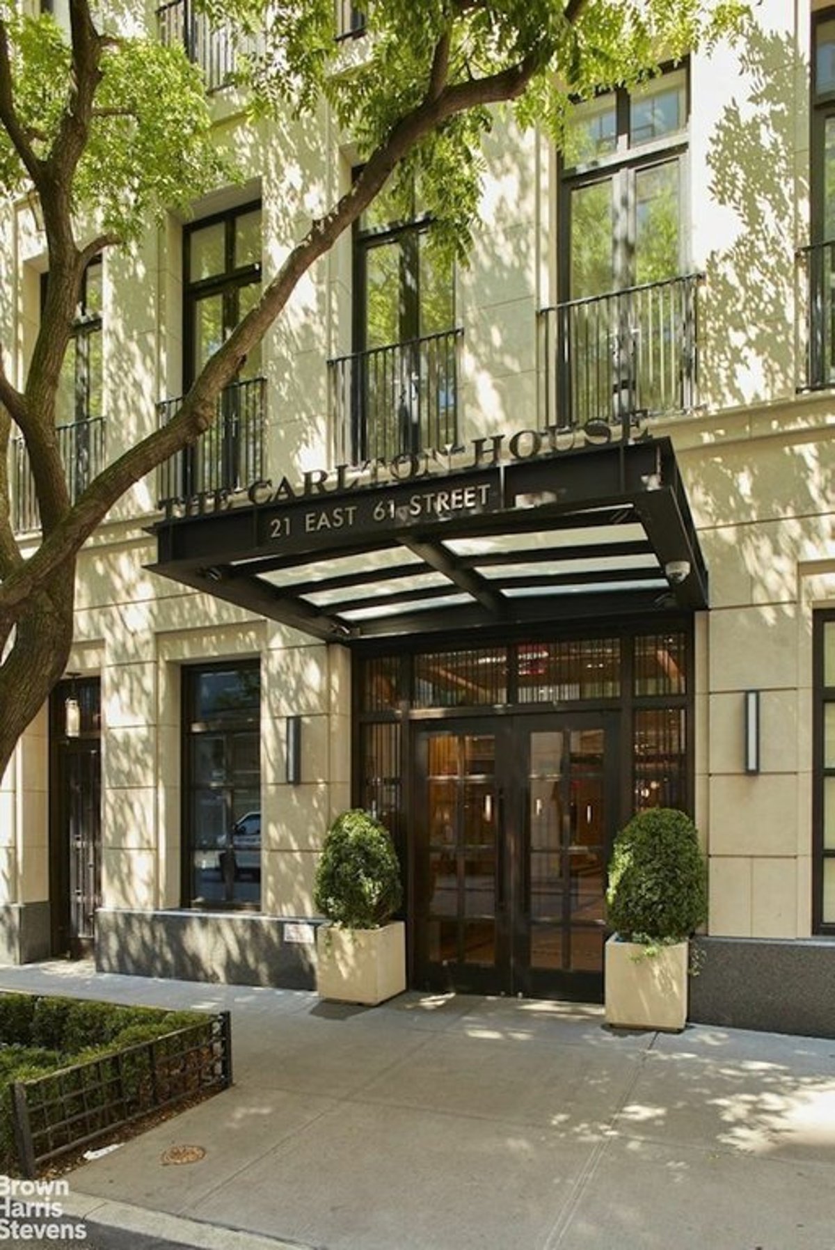 Photo for The Park Loggia - 15 West 61St Street Condominium in Upper West Side, Manhattan