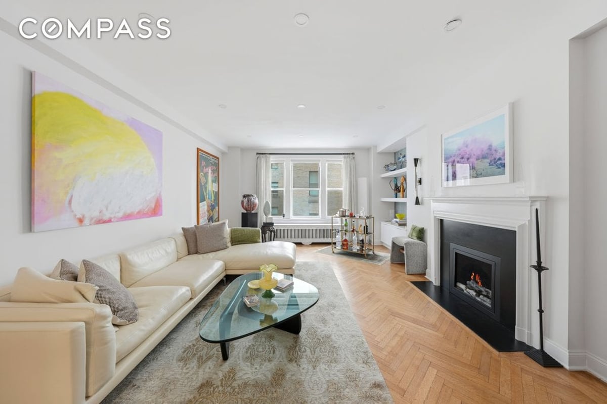 Photo for 50 EAST 72ND STREET - 50 East 72nd Street Condominium in Upper East Side, Manhattan