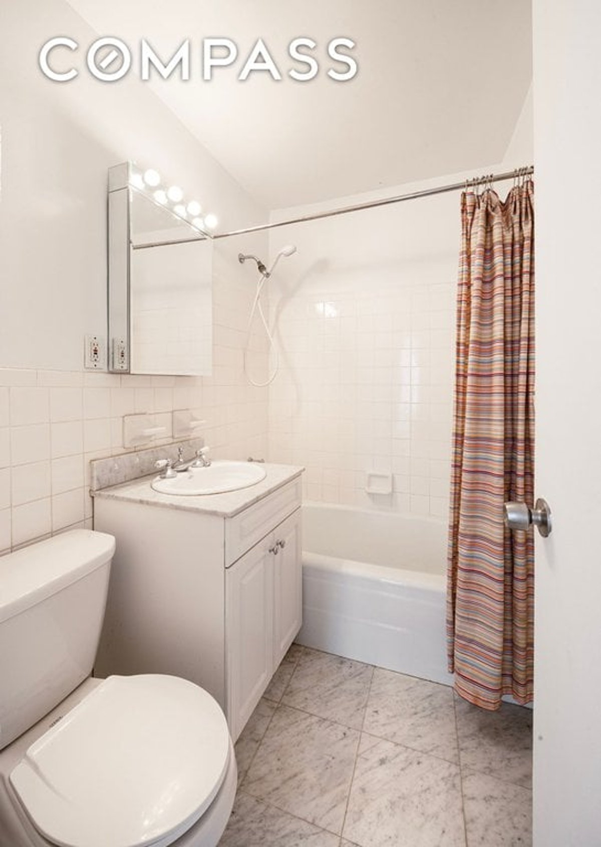 Photo for Lincoln Towers - 165 West End Avenue Condominium in Upper West Side, Manhattan