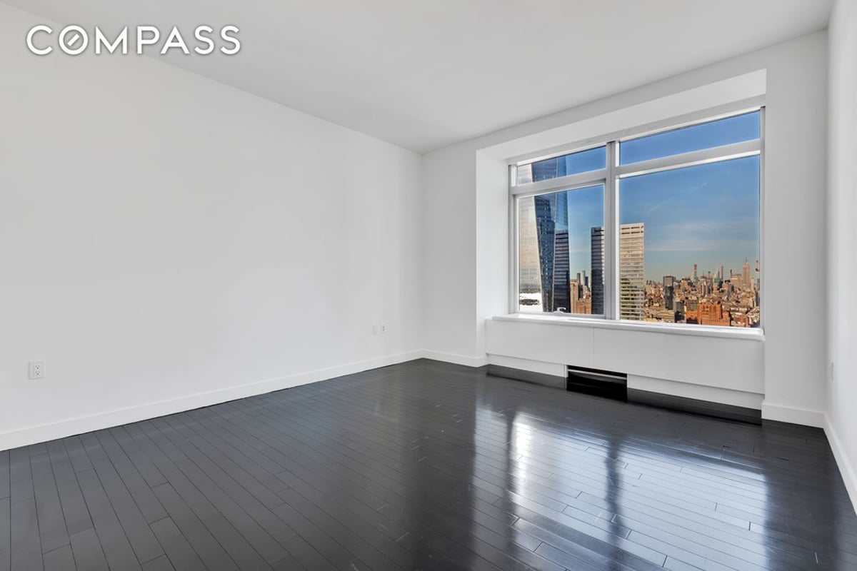 Photo for W Downtown Hotel & Residences - 123 Washington Street Condominium in Financial District, Manhattan