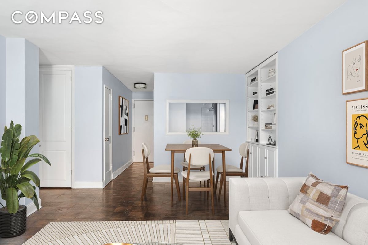 Photo for 32 Gramercy Park South - 32 Gramercy Park South Cooperative in Gramercy Park, Manhattan