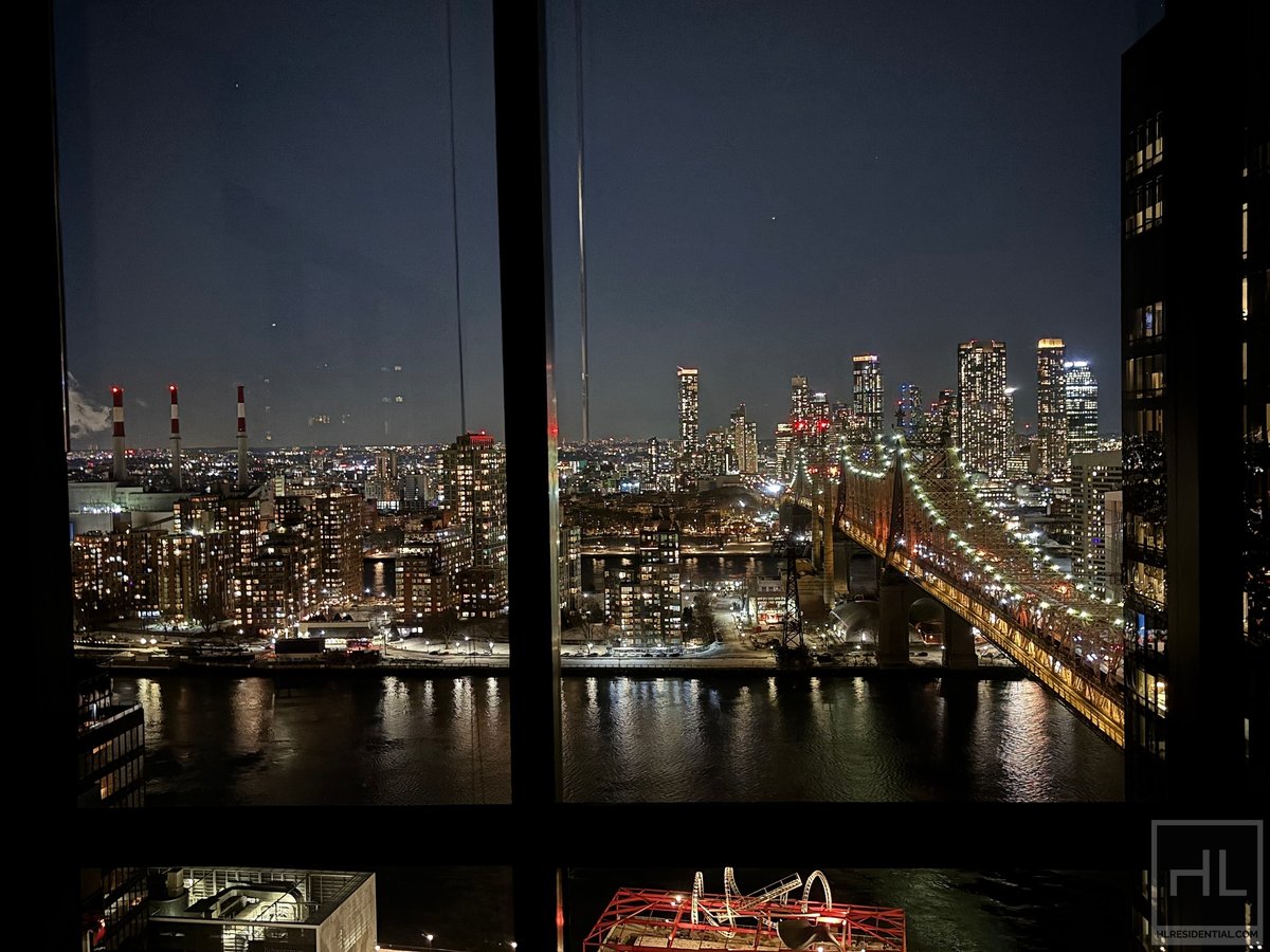 Photo for 1 Sutton Place North - 420 East 60th Street Rental Building in Lenox Hill, Manhattan