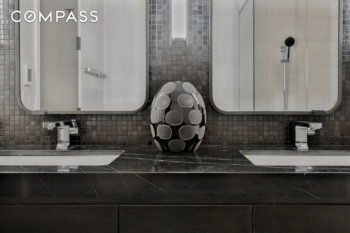 Photo for 172 Madison Avenue - 172 Madison Avenue Condominium in Midtown South, Manhattan