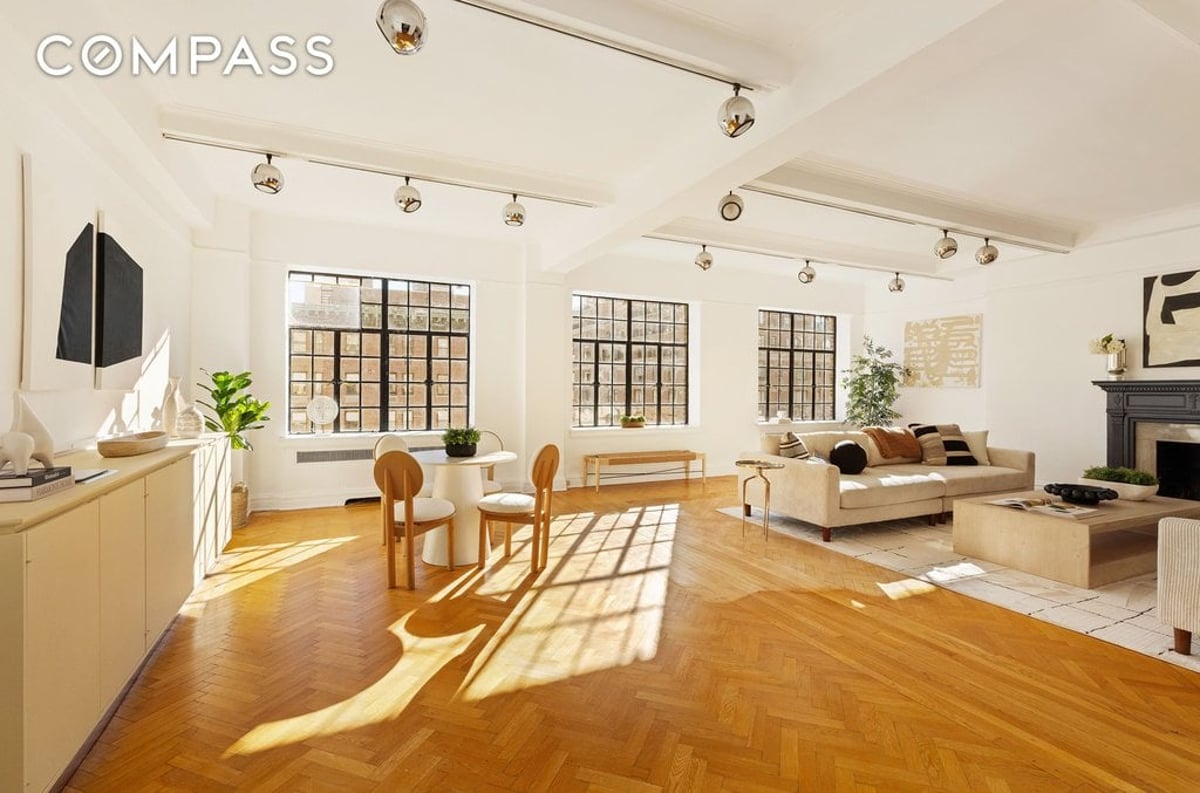 Photo for 1100 PARK AVENUE - 1100 Park Avenue Cooperative in Upper East Side, Manhattan