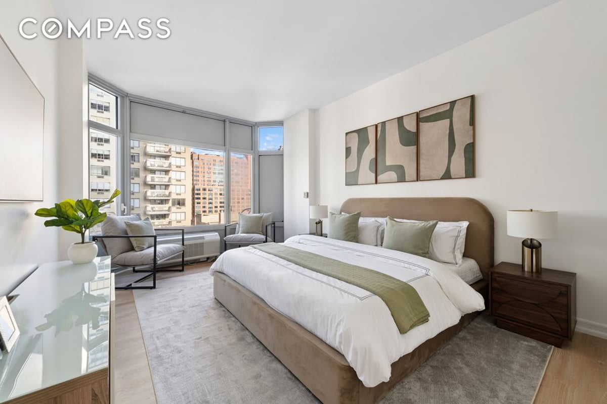 Photo for The Future Condominium - 200 East 32nd Street Condominium in Murray Hill, Manhattan