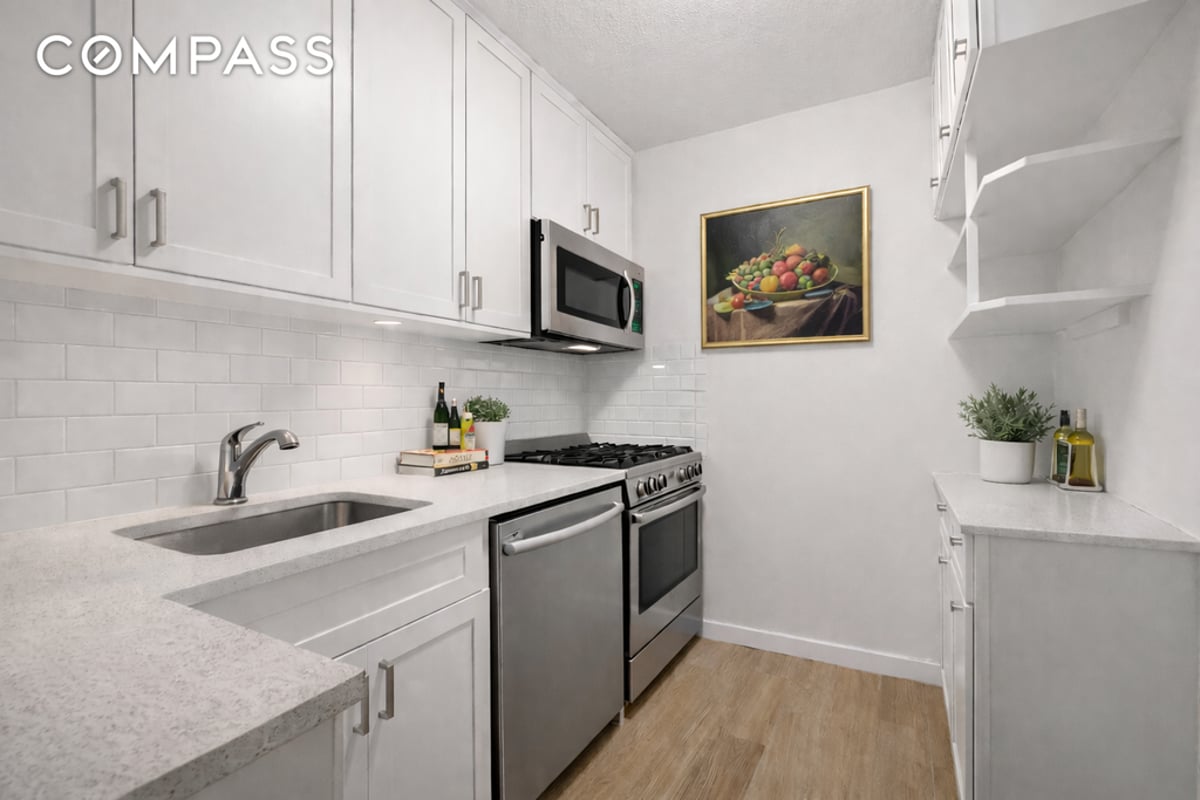 Photo for 75 Henry Street - 75 Henry Street Cooperative in Brooklyn Heights, Brooklyn