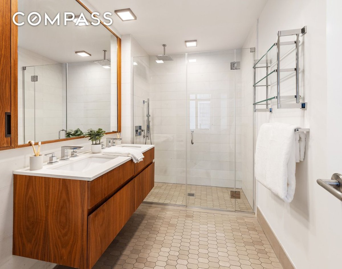 Photo for The Nevins - 319 Schermerhorn Street Condominium in Downtown Brooklyn, Brooklyn