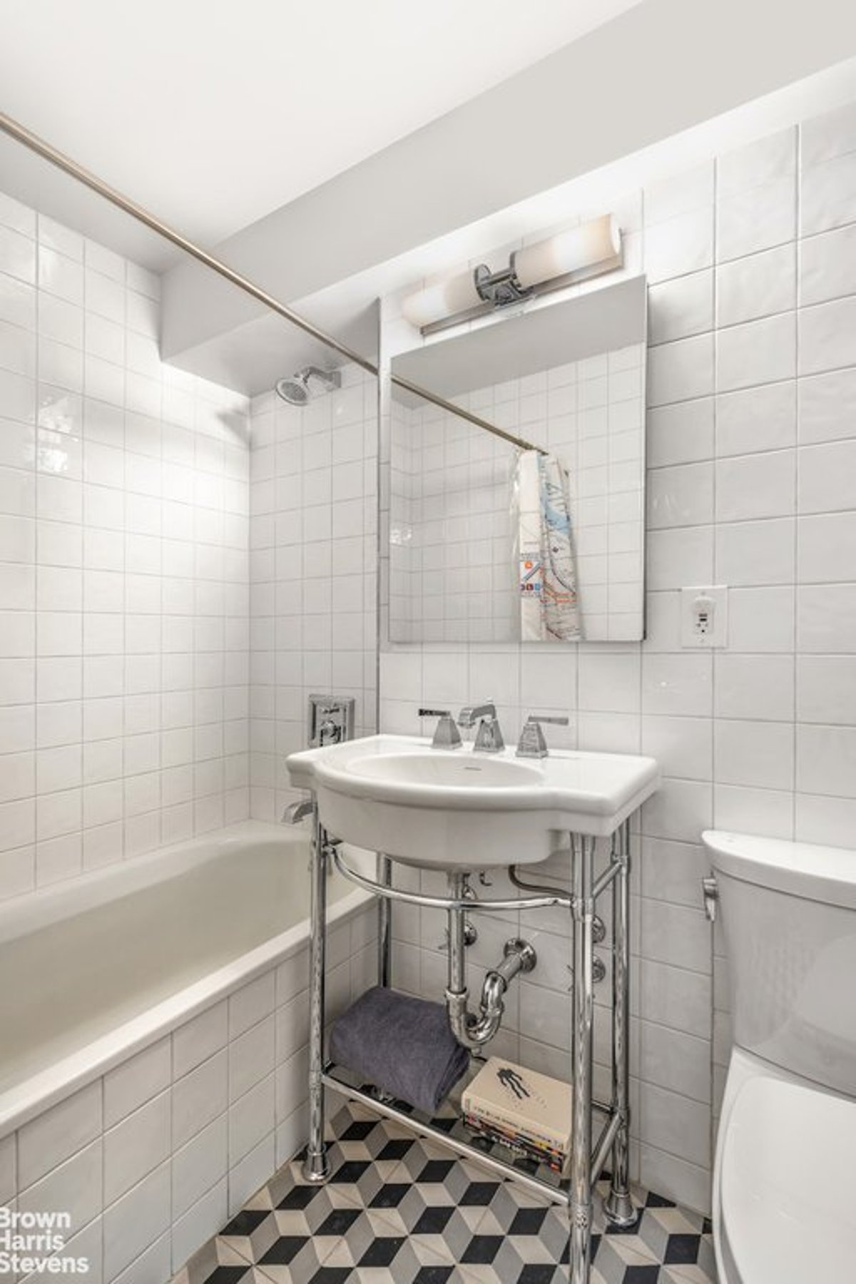 Photo for 750 Park Avenue - 750 Park Avenue Cooperative in Upper East Side, Manhattan