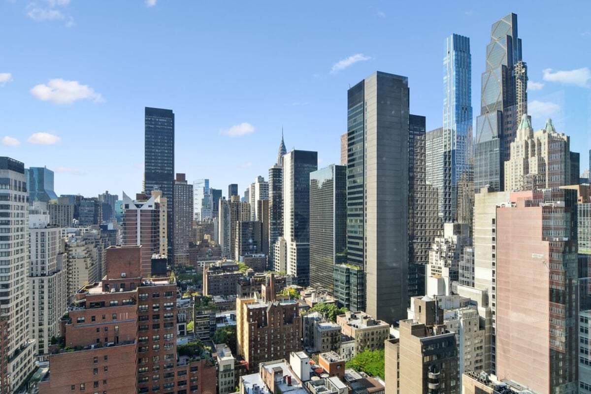 Photo for The Veneto - 250 East 53rd Street Condominium in Midtown East, Manhattan