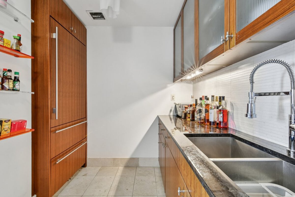 Photo for The Veneto - 250 East 53rd Street Condominium in Midtown East, Manhattan