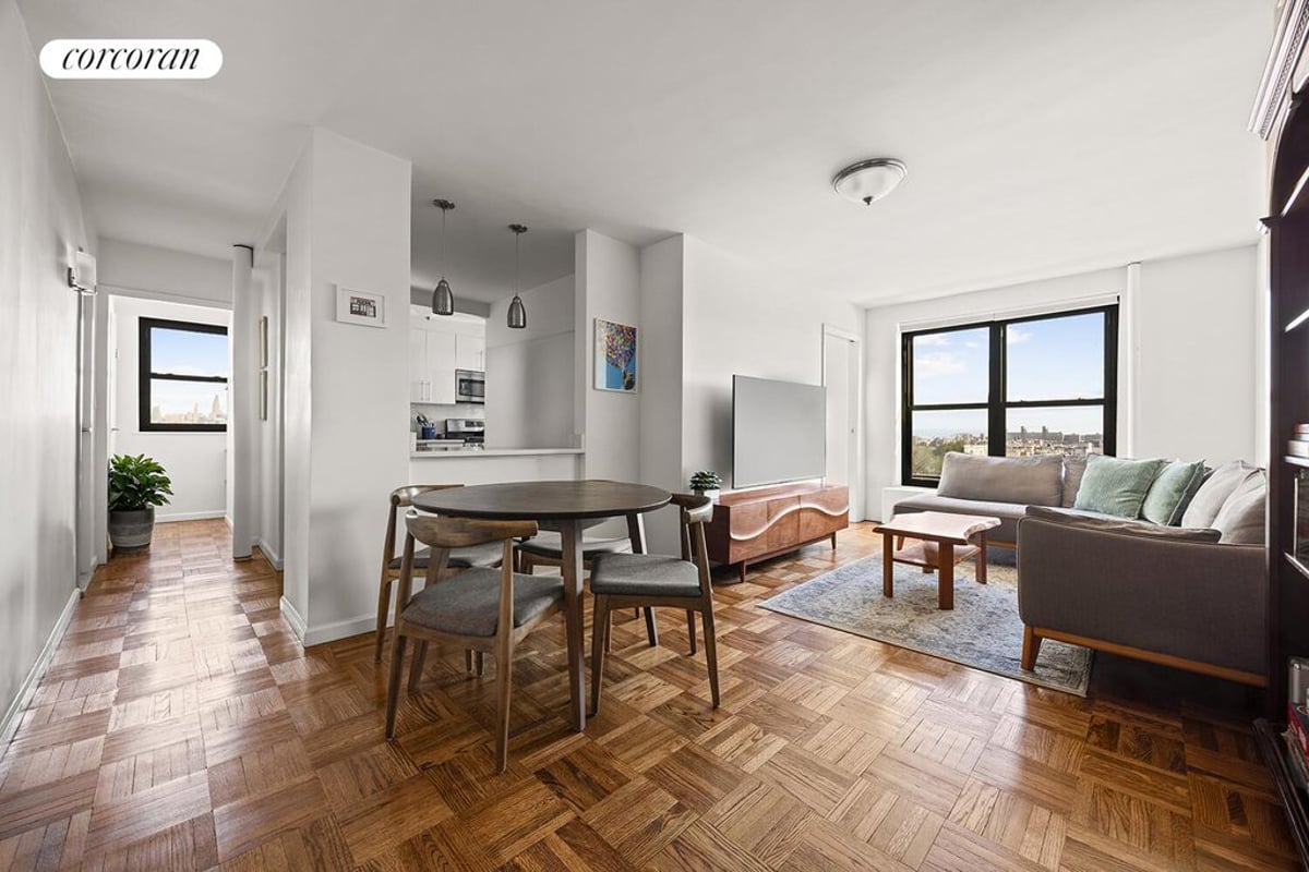 Photo for Clinton Hill Coops - 185 Clinton Avenue Cooperative in Clinton Hill, Brooklyn