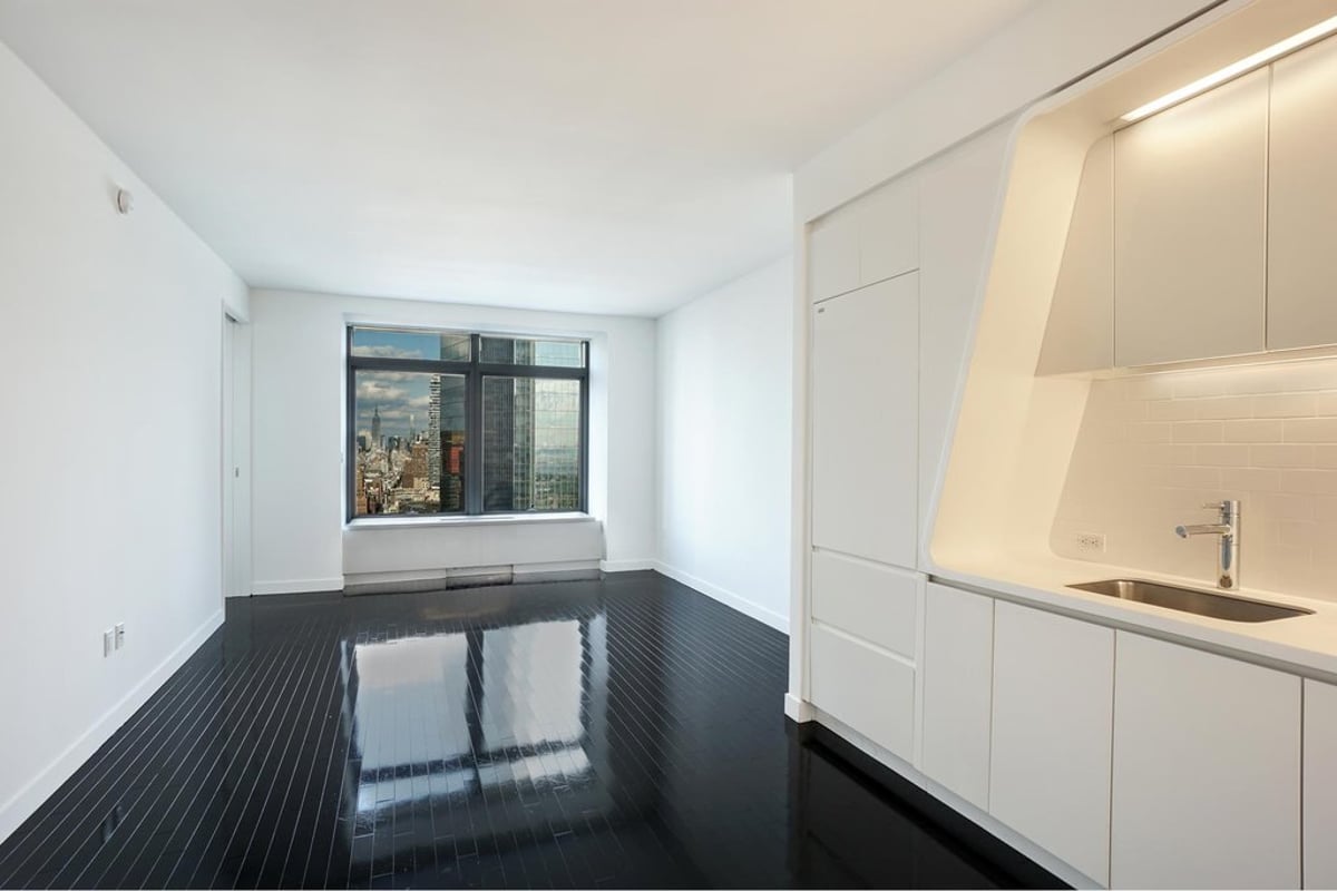 Photo for W Downtown Hotel & Residences - 123 Washington Street Condominium in Financial District, Manhattan