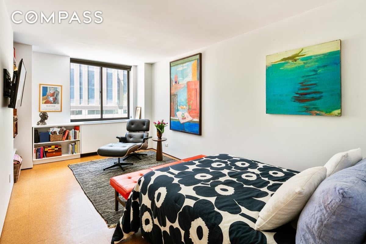 Photo for Greenwich Court - 275 Greenwich Street Condominium in Tribeca, Manhattan