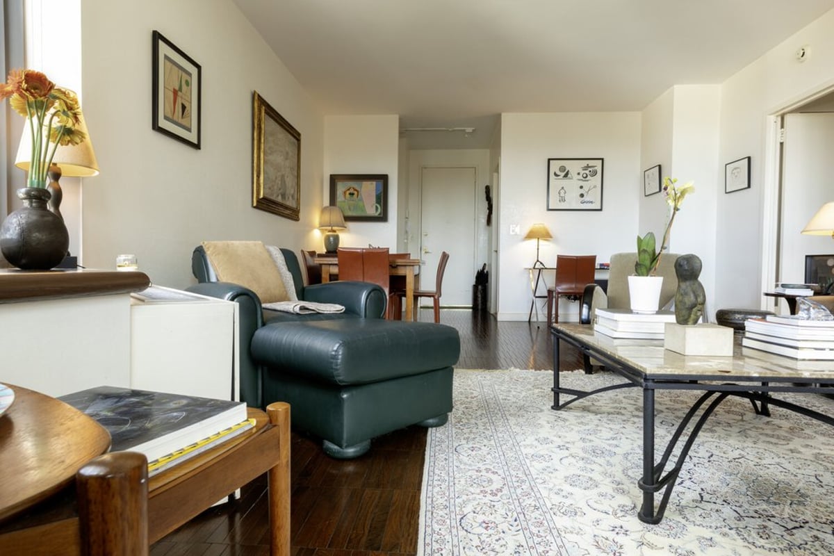 Photo for The Royale - 188 East 64th Street Condominium in Upper East Side, Manhattan