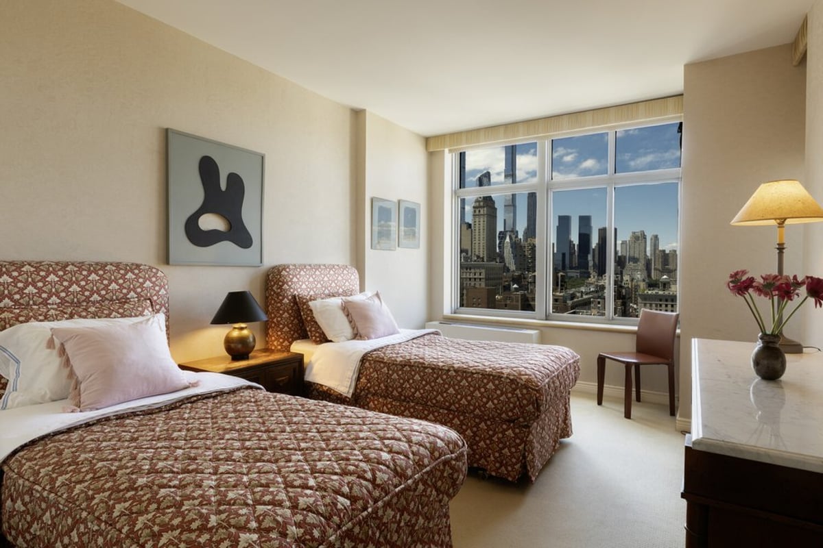 Photo for The Royale - 188 East 64th Street Condominium in Upper East Side, Manhattan